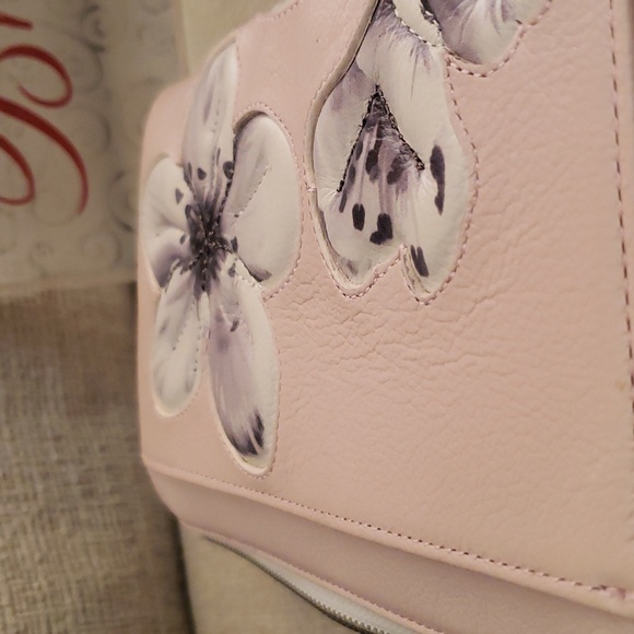New Brighton E53452 Touch of Blush Pink Pastel Beaded Crossbody - Picture 11 of 14